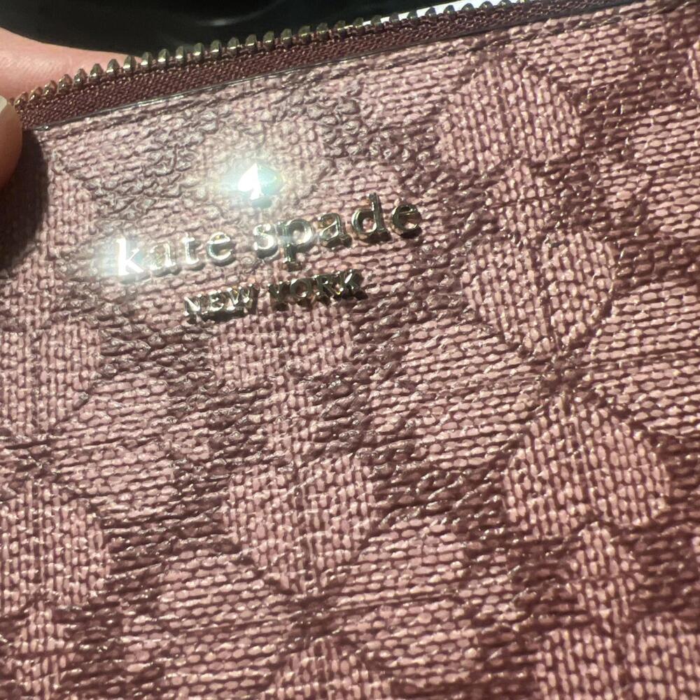 Kate Spade Lucy Small  L Zip Wristlet Spade Logo Grenache Wallet KH614 - Picture 5 of 7